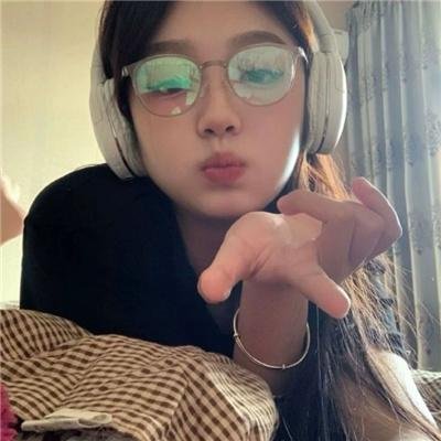 海底娇娃蓝华：处女任务